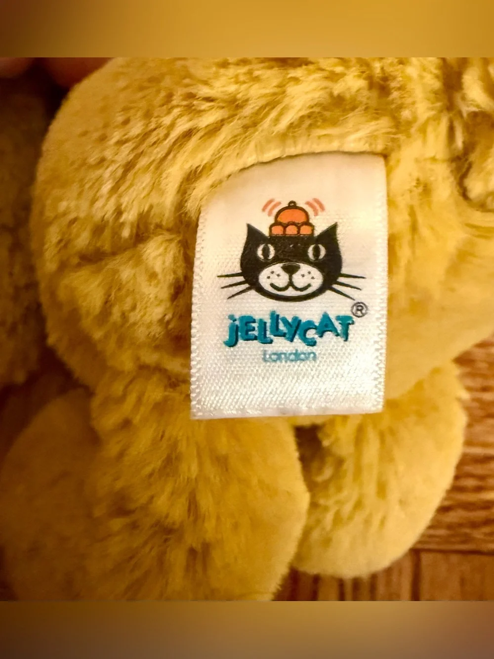 Jellycat Bashful Lion — Small
